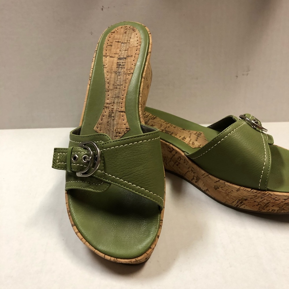 Olive Green Wedge Slide, Antonio Melani size 9 - Picture 1 of 11